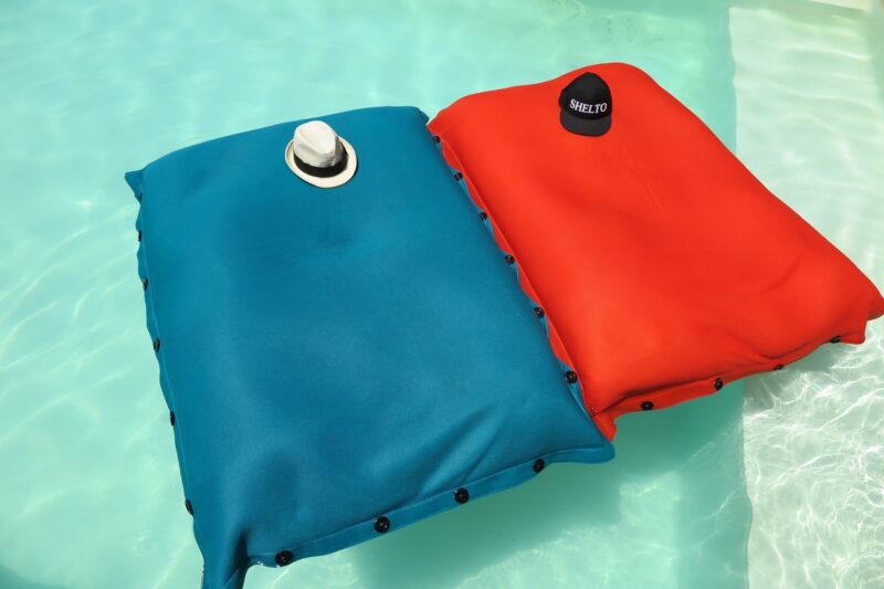 Poufs SHELTO piscine jardin intérieur