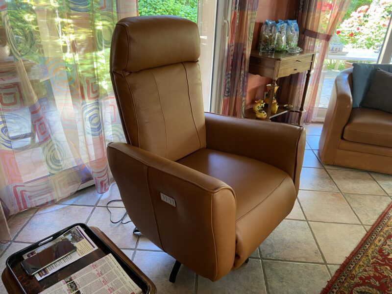 Fauteuil relax electrique cuir charline fabrication française meubles chalon ardeche drome 07 26 (2)