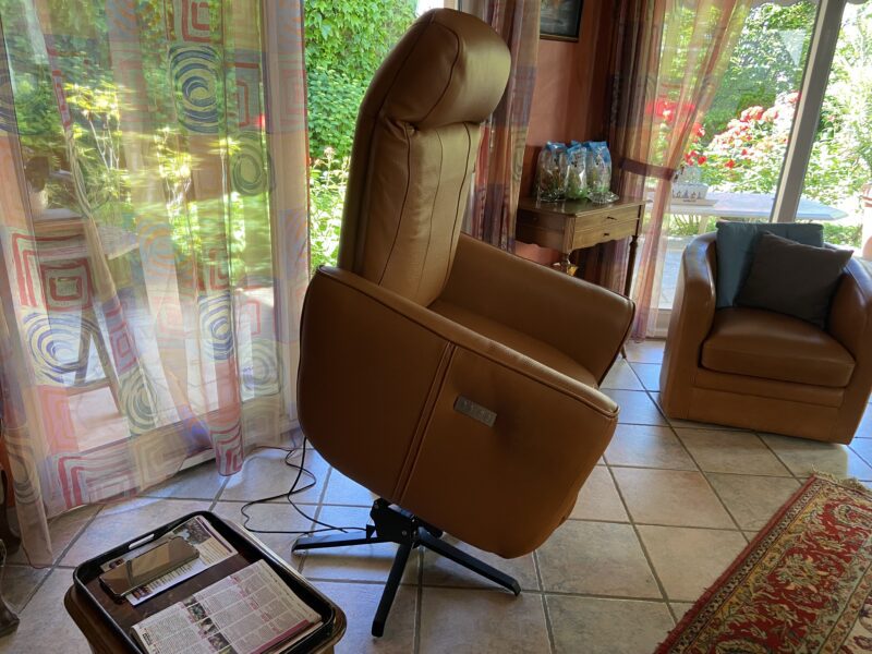 Fauteuil relax electrique cuir charline fabrication française meubles chalon ardeche drome 07 26 (2)