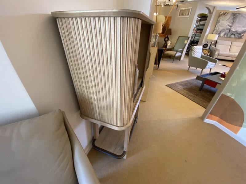 Meuble bar atcopi portes coulissantes chêne massif et placage meubles chalon 07500 26000 valence guilherand 07 26 (2)