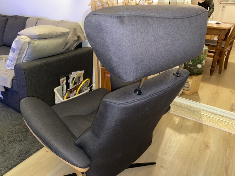 Relax mécanique WAVE en tissu gris foncé de NORDICC