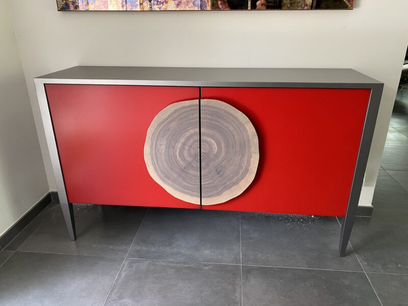 Buffet rondin laque rouge
