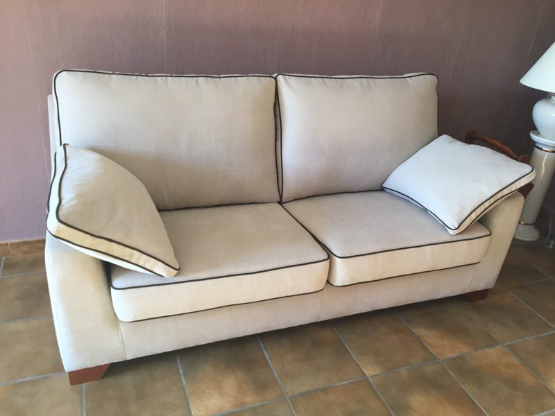 Canapé Capucine tissu gris clair