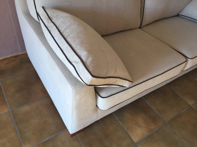 Canapé Capucine tissu gris clair