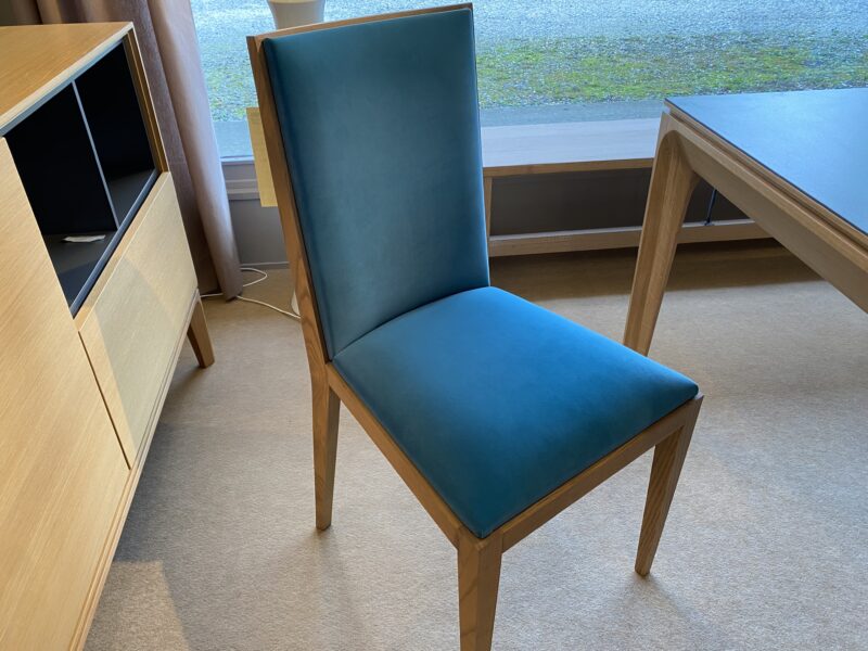 chaise valence guilherand 07 26 alize bois et tissu bleu meubles chalon 07500 (1)