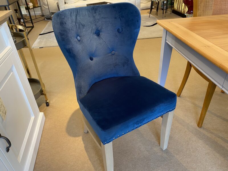 chaise genesis valence velour bleu capitonné richmond meubles chalon 07 26 (1)