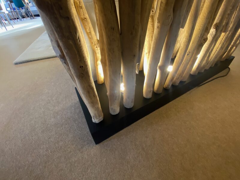 claustra en bois flotté eclairage intégre meubles chalon 07500 26000 valence guilherand ardeche drome meuble luminaire decoration (1)