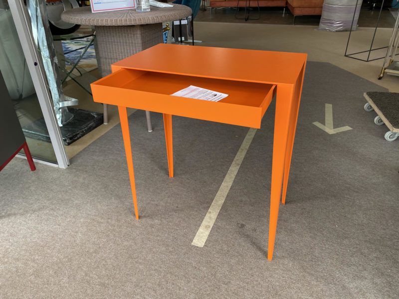 Console métallique 3 tiroirs de L ATELIER FRANCAIS DU DESIGN
