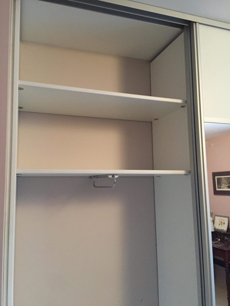 Dressing simple miroir et laque