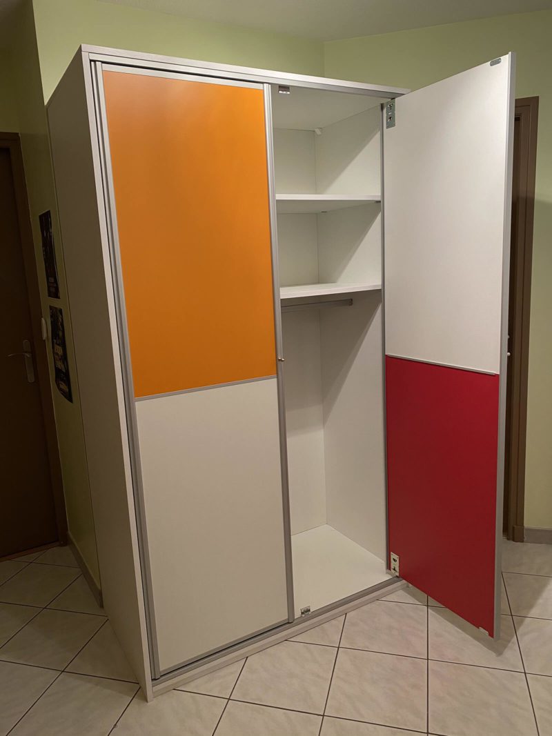 Dressing 2 portes pivotantes blanc orange rouge