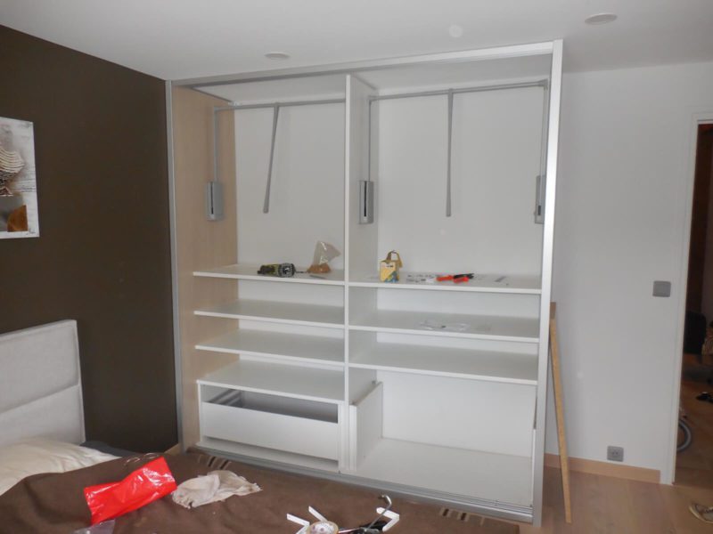 Dressing chambre portes coulissantes 1 seul remplissage