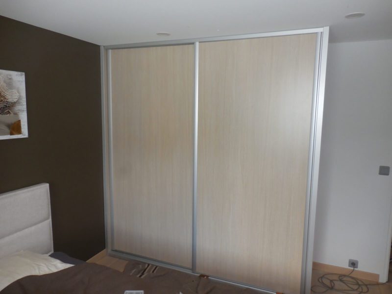 Dressing chambre portes coulissantes 1 seul remplissage