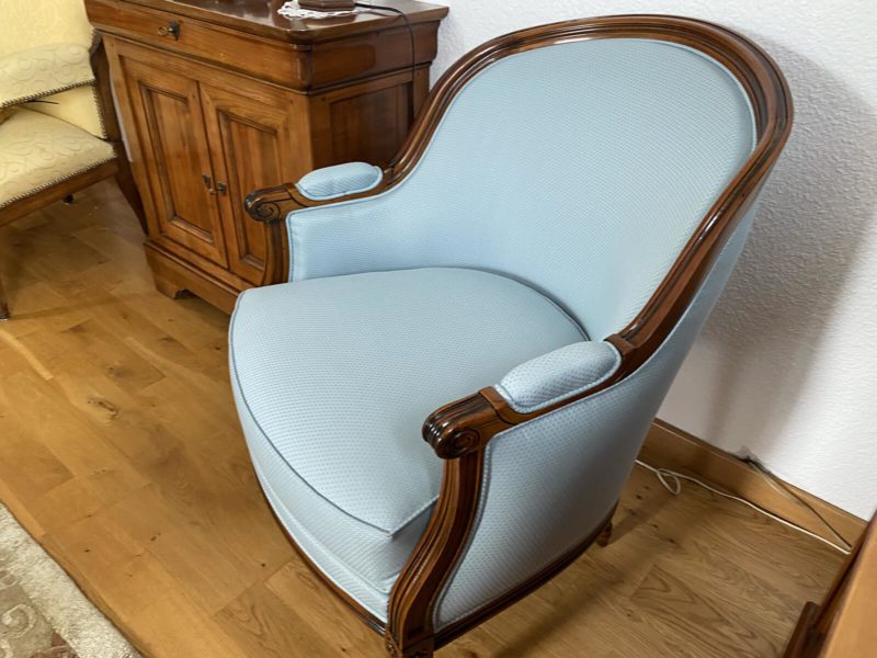Fauteuil style tissu bleu