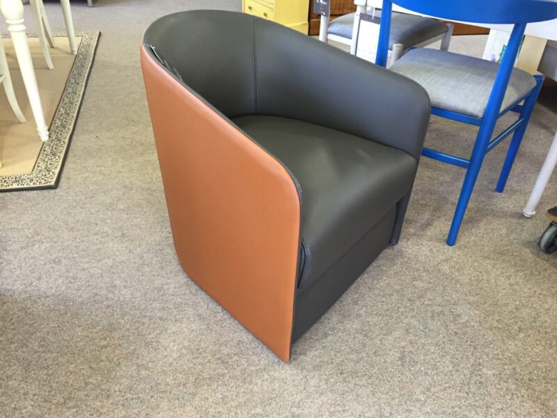 Fauteuil Hortense de DUVIVIER contemporain