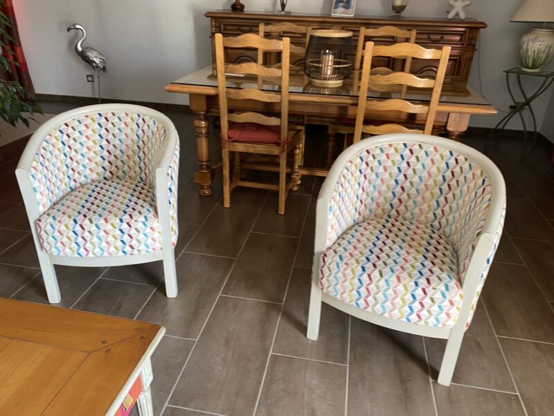 Fauteuils juliens confort ferme tissus clair de CHARLES PAGET
