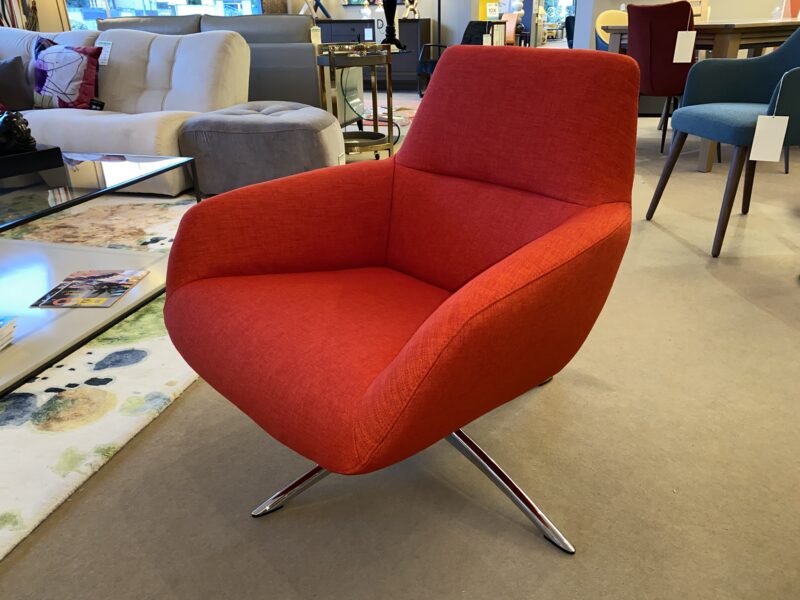 fauteuil rouge pivotant ligne contemporaine grand confort meubles chalon kebe ardèche drôme 07 26