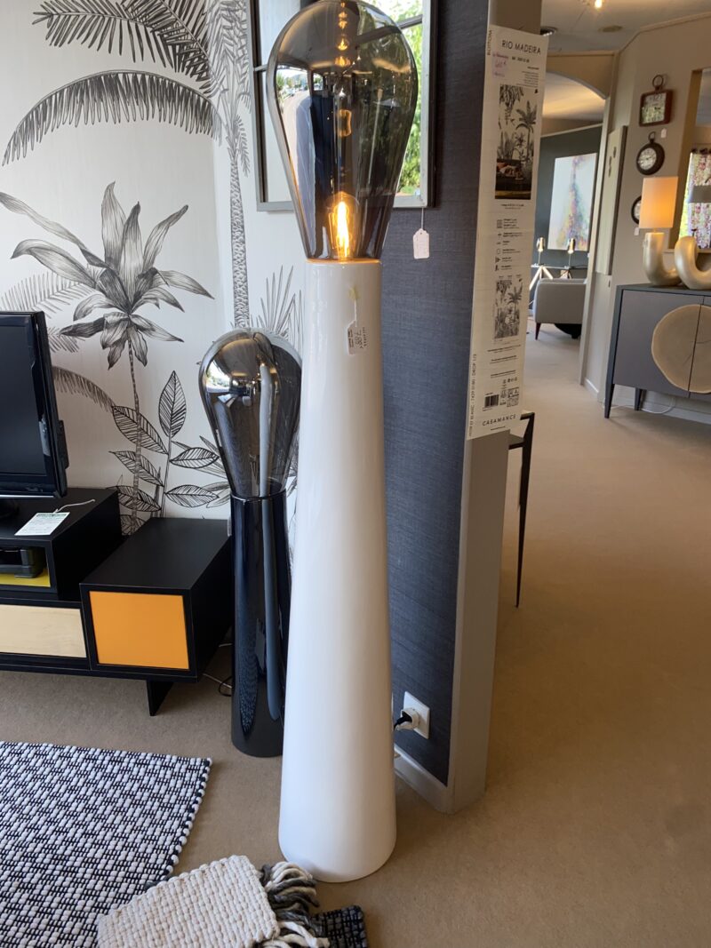 Lampadaire sculpture blanc gm