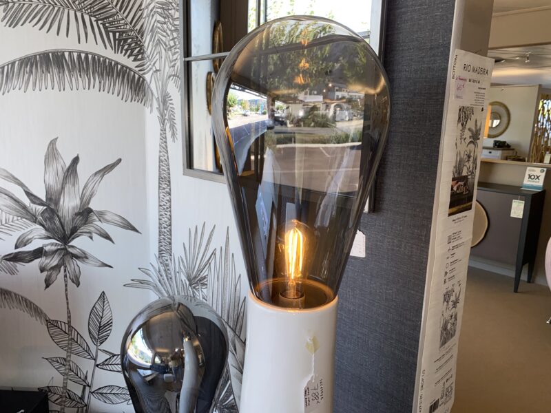 Lampadaire sculpture blanc gm