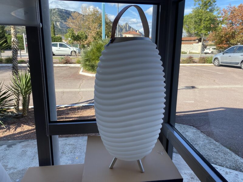 lampe objet enceinte