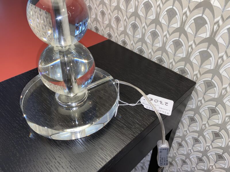 Lampe boule de plexi empilées