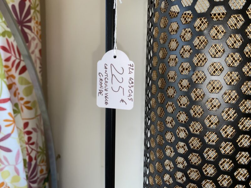 Lampe a poser structure métallique cage