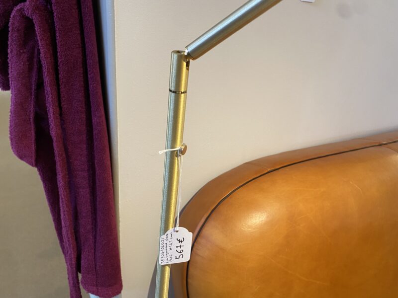 Lampadaire liseuse dorée