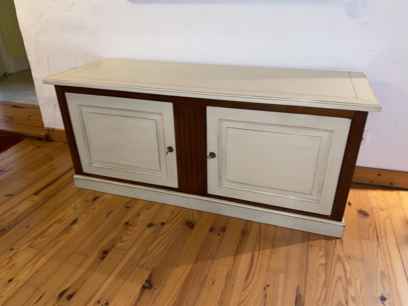 meuble télé rangement valence guilherand merisier et laque meubles massif sur mesure meubles chalon 07500 26000 ardeche drome haut de gamme fabrication française (1)