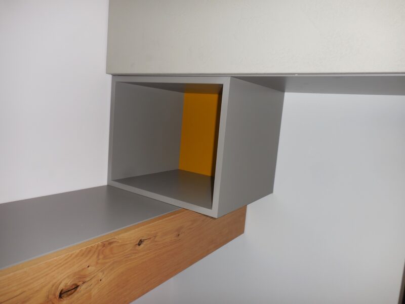 Modulables, bas tv et haut rangement homes meubles chalon laque gris et bois et orange