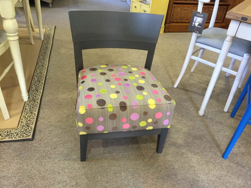 Petit fauteuil boiserie ton wengé
