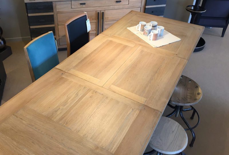 Table style industriel