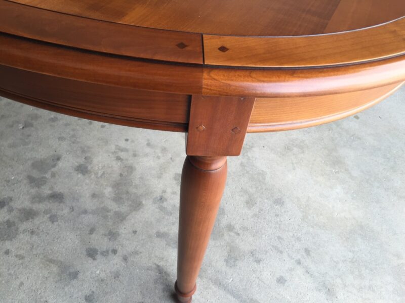 table style ovale meriser allonges incorporées pieds tournés de dasras aux meubles chalon 07500 guilherand granges valence