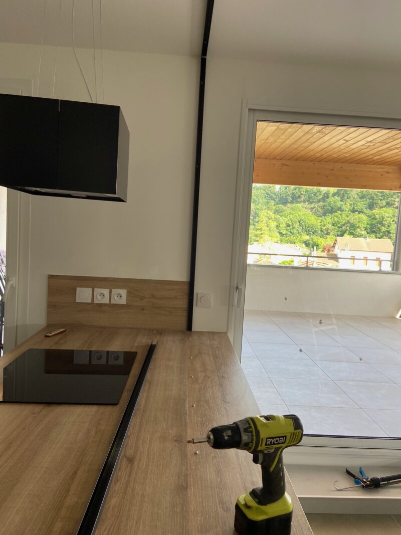 verriére NEVES métal et verre meuble chalon 07500 26000 valence guilherand 07 26 pose (2)